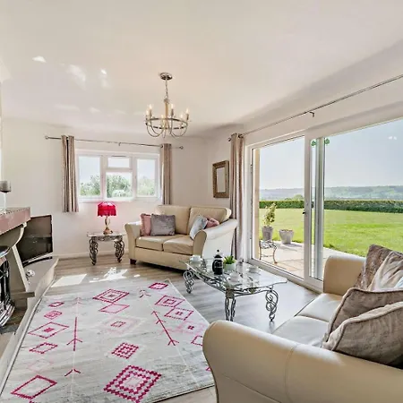 Hébergement de vacances 2 Bed In Otley Oc-92378 *