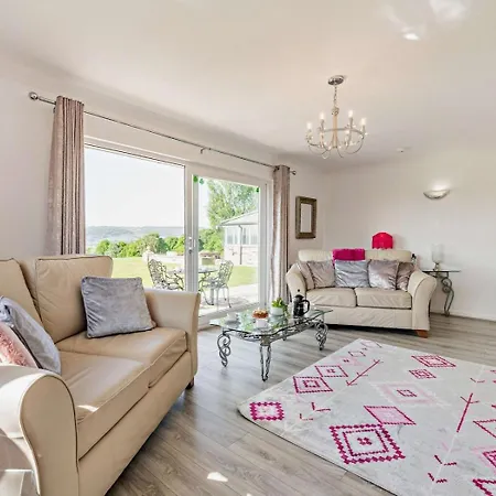 2 Bed In Otley Oc-92378 Hébergement de vacances
