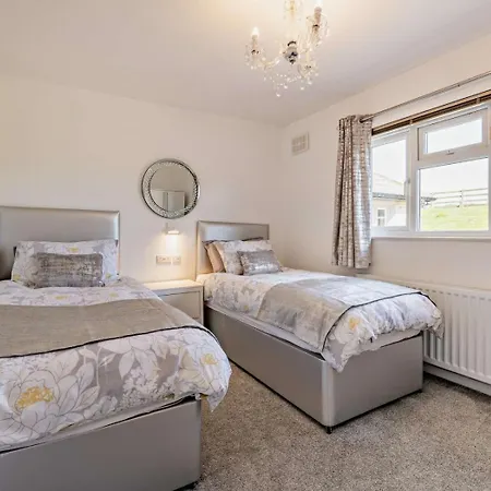 2 Bed In Otley Oc-92378 Hébergement de vacances Leathley